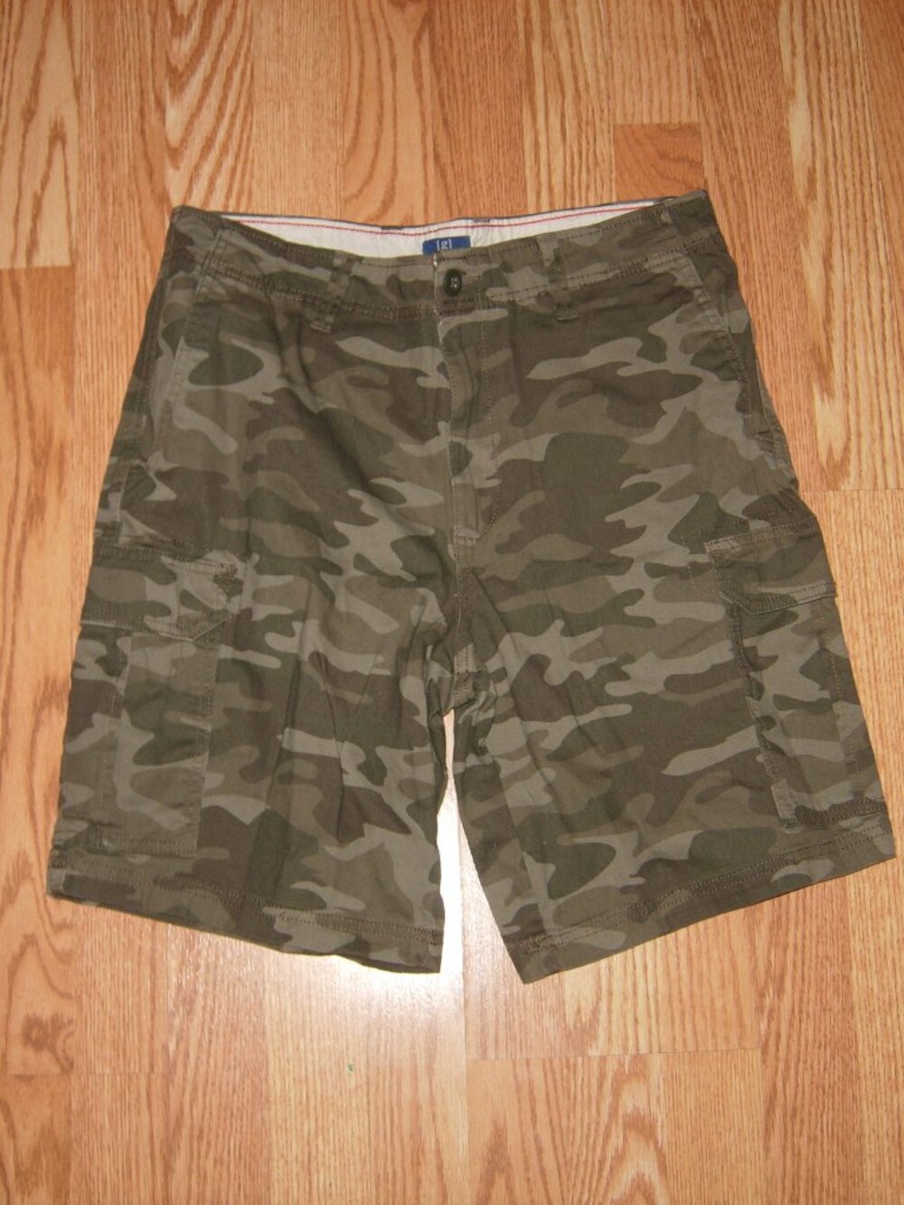 George Camo Cargo Shorts 32